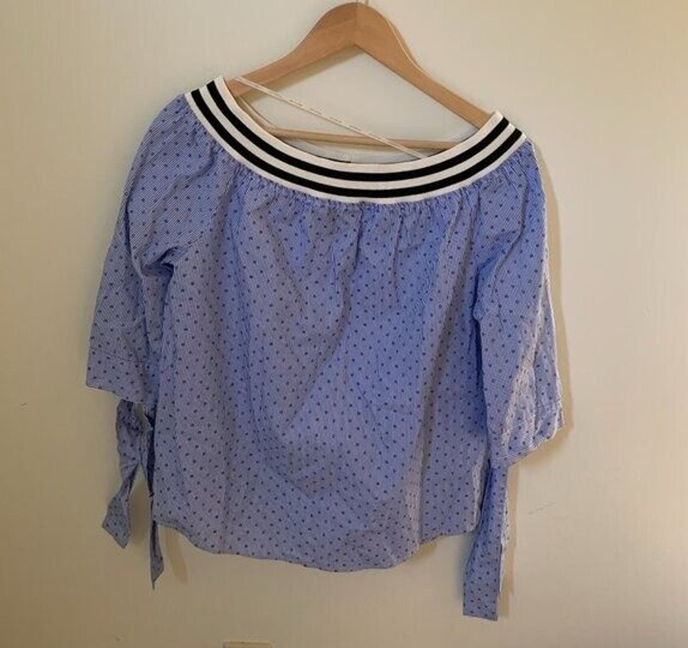 BLANK NYC Womens Size Medium Blouse Stars Stripes Off the Shoulder Lightweight